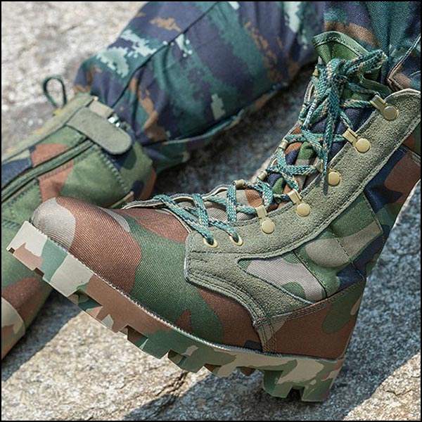 Unisex Camouflage Canvas High-Top Combat Boots