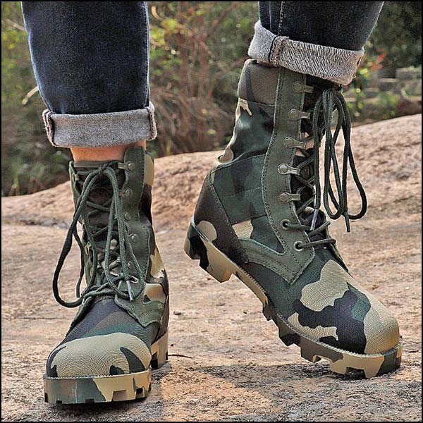High-Top Canvas Woodland Camo Combat Boots