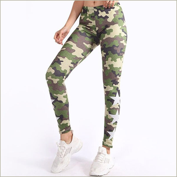 Green Camouflage Textured Knit Leggings