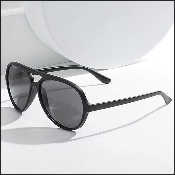 Chunky Matte Black Aviator Sunglasses with Gray Lenses