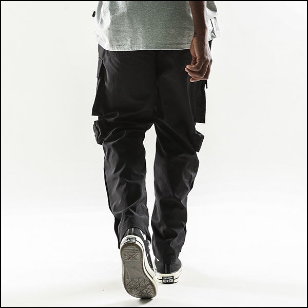 Men's Black Multi-Pocket Cargo Pants with Snaps