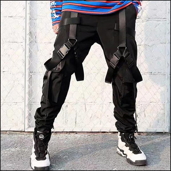 Oversized Black Cargo Pants