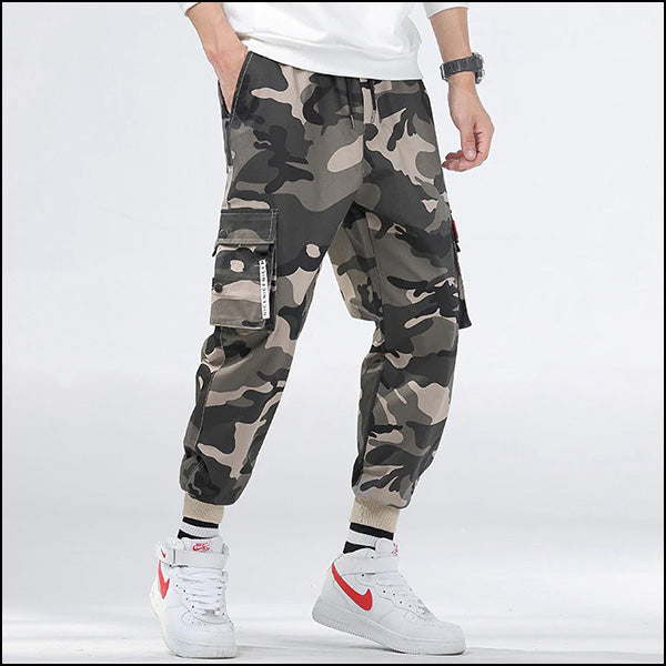 Men's Loose Fit Camo Cargo Joggers