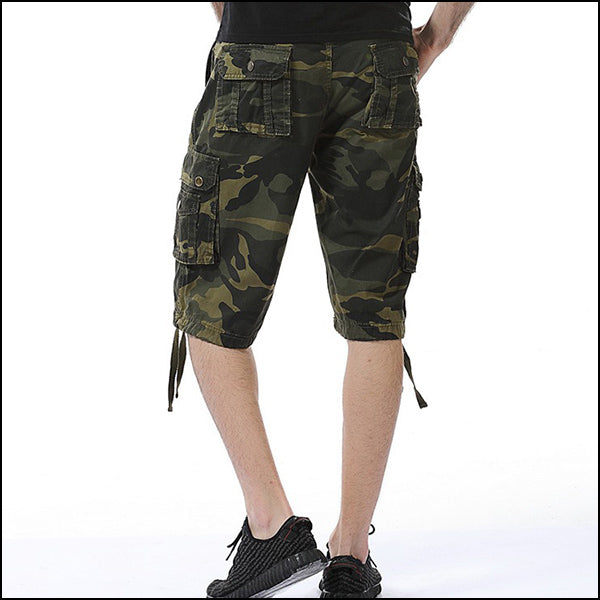 Men's Dark Camo Cargo Shorts with Pockets