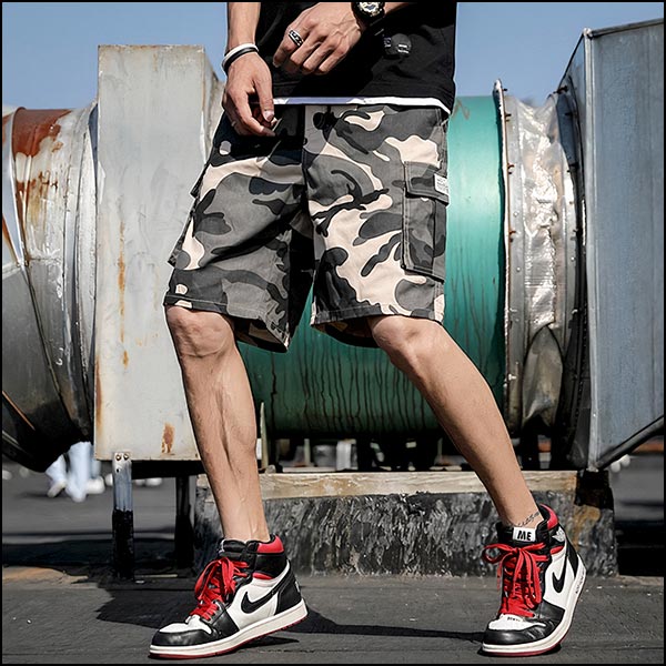 Men's Relaxed Fit Grey Camo Cargo Shorts