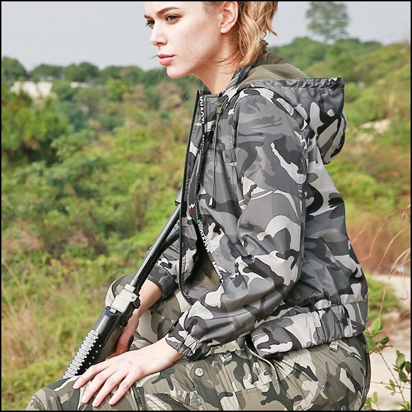 Women's Short Camouflage Jacket